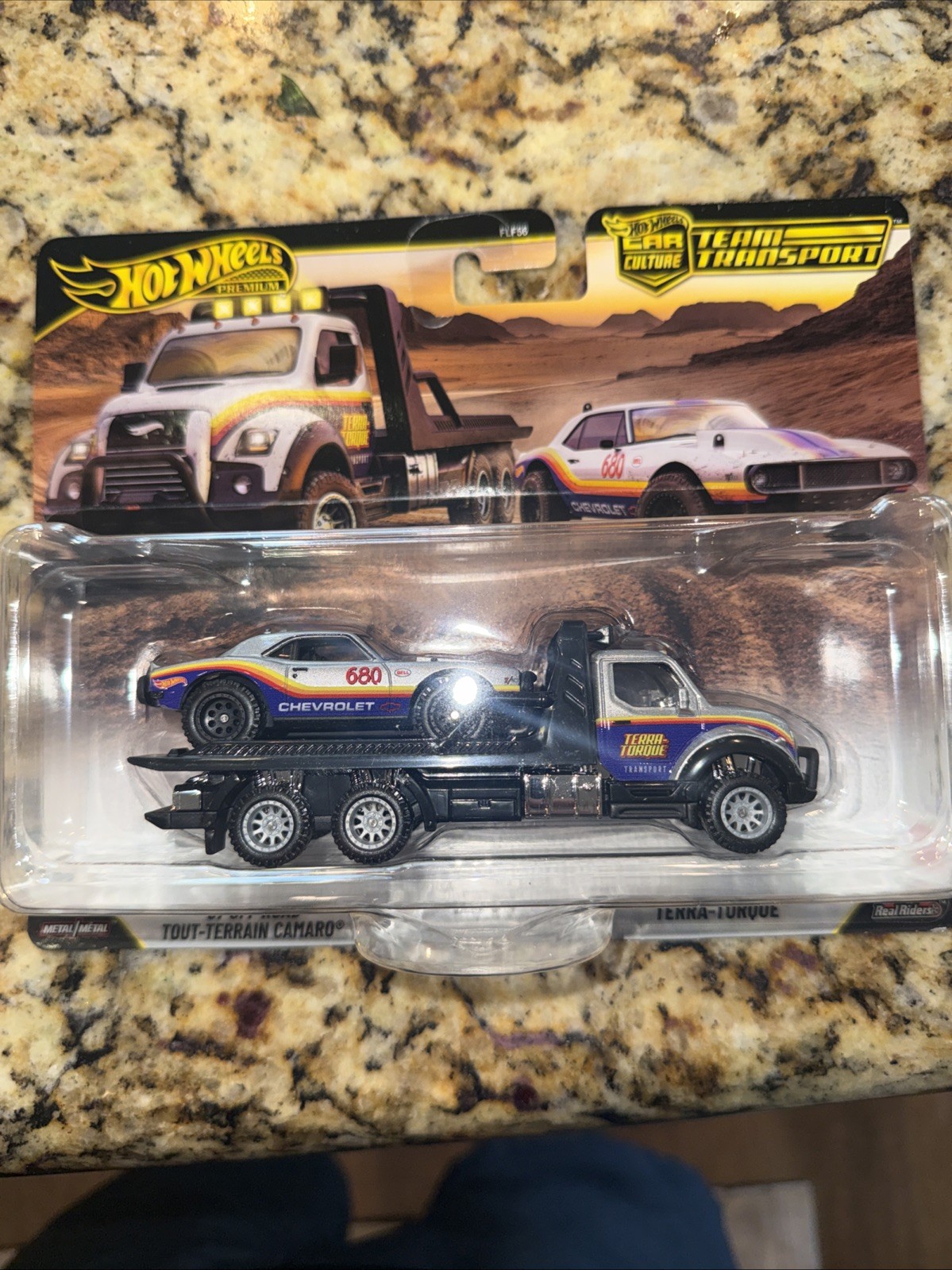 HOT WHEELS CULTURE TEAM TRANSPORT 2026 1/64 CAMARO & TERRA TORQUE FLF56-957 L