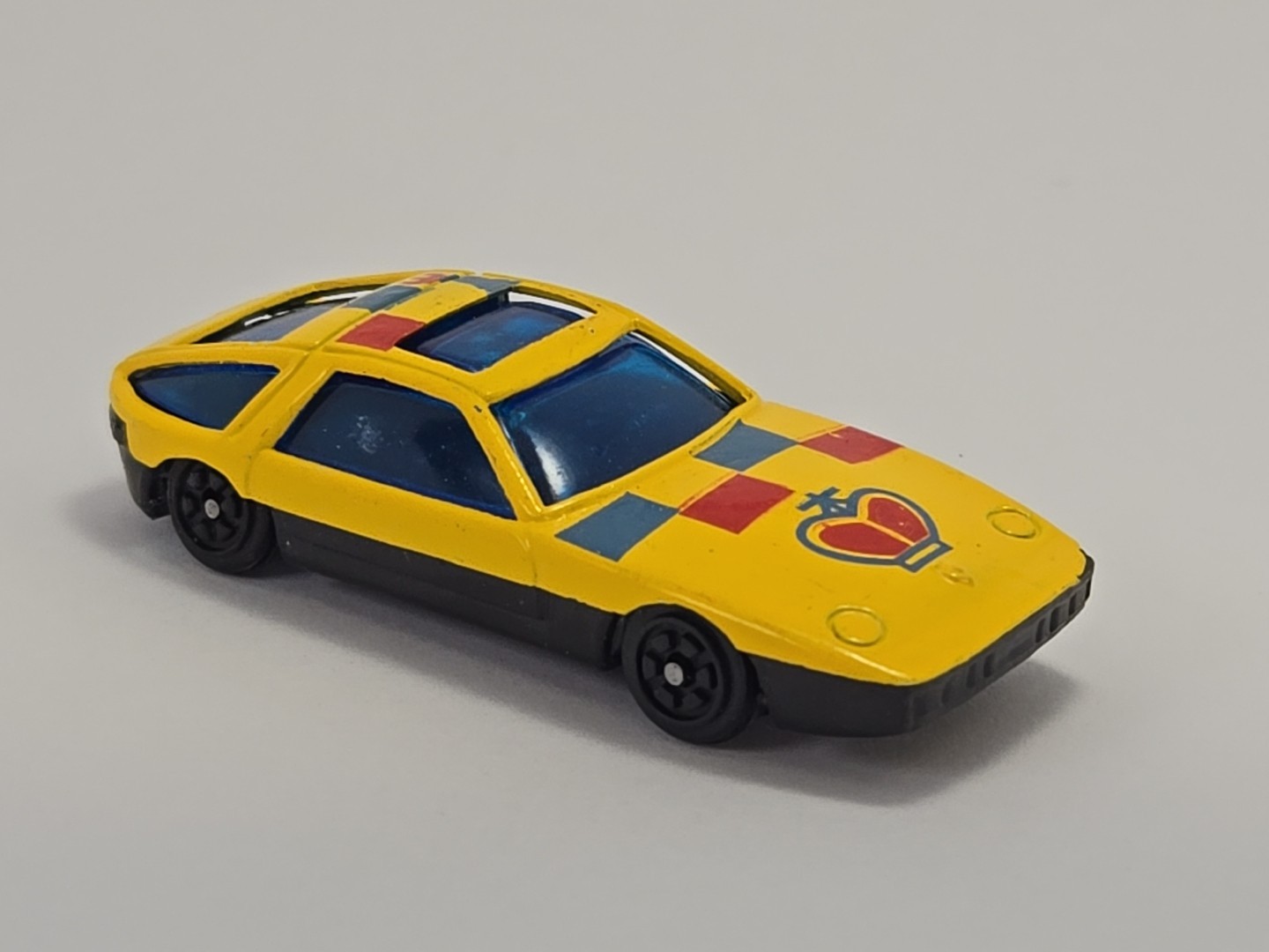 1977-1995 Porsche 928 1/64 Scale Collectible Crude Die-Cast Car