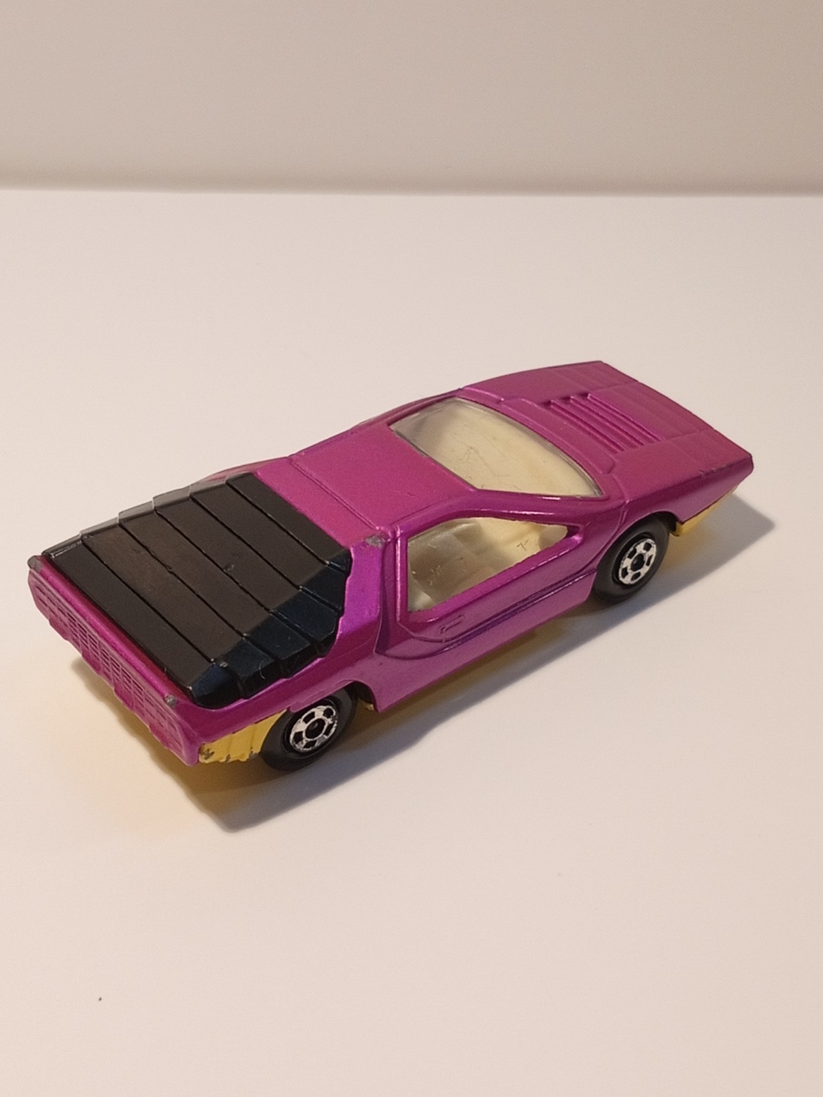 Matchbox Lesney Alfa Carabo Diecast, No. 75 Made In England, 1970 Superfast