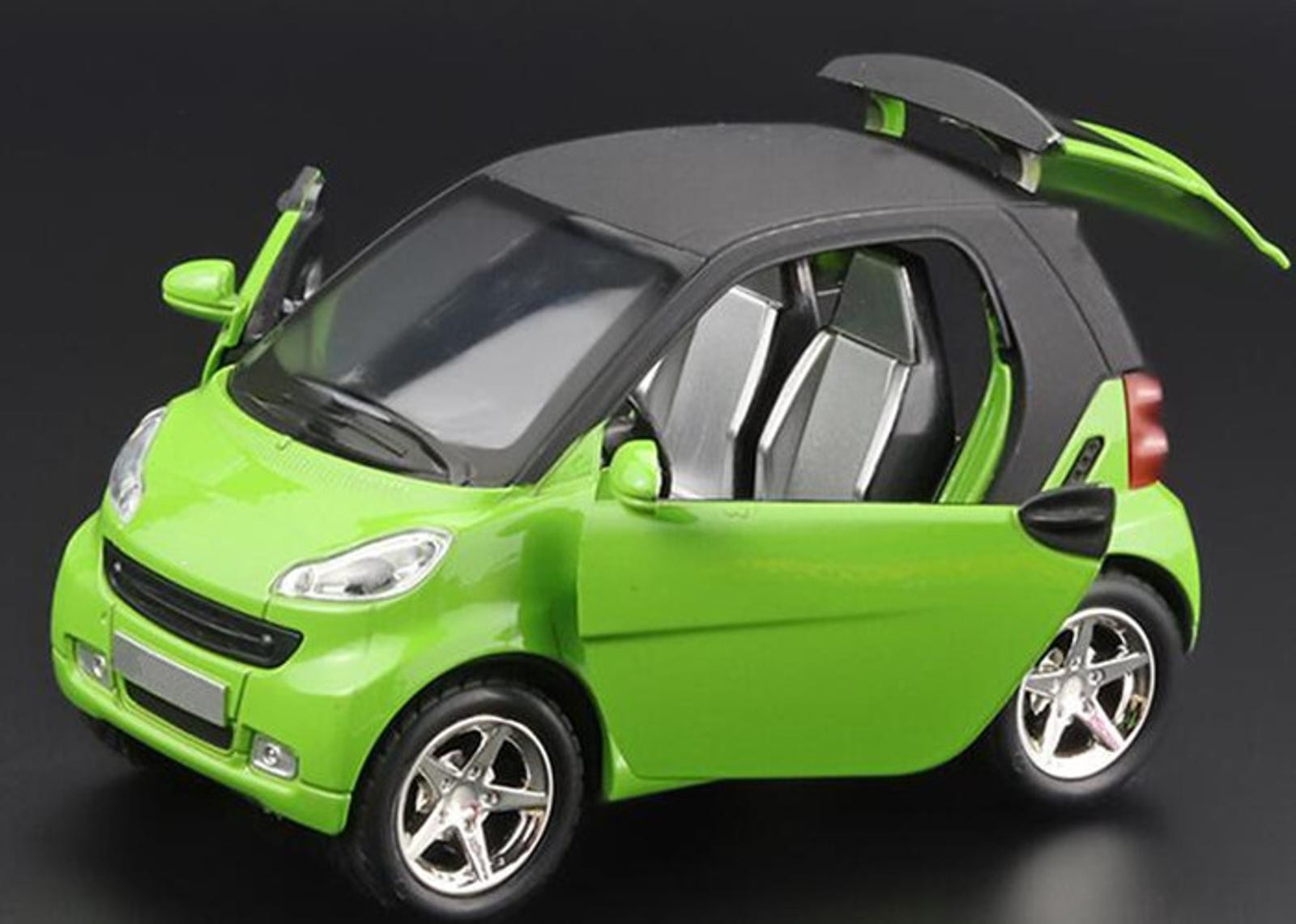 1:32 Pull Back Green Model Car Toy Kids Gifts With Sound&Light For Smart ForTwo