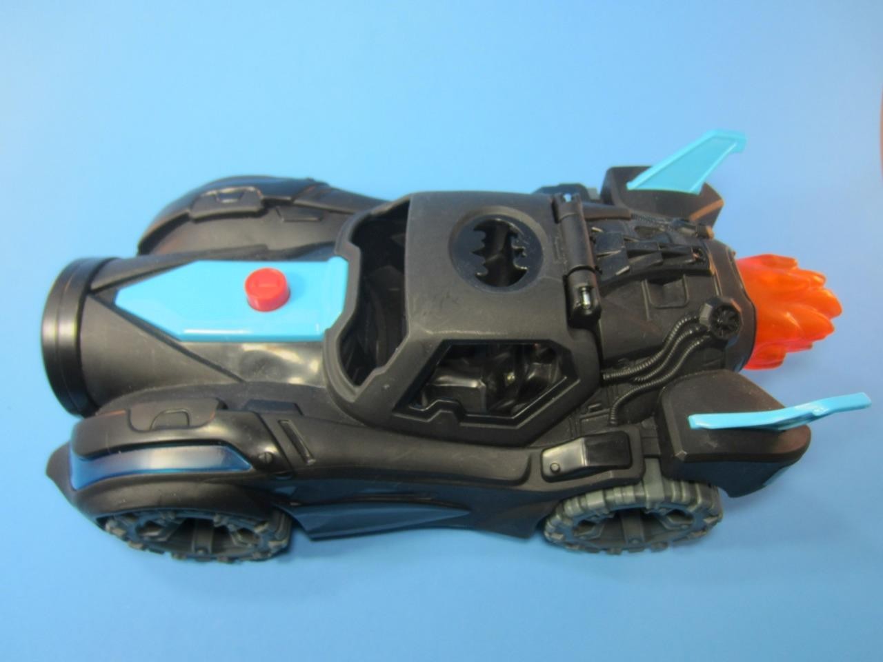 *Batmobile Rare Model England / United Kingdom – Lighted, Sound – Solid Toy Car