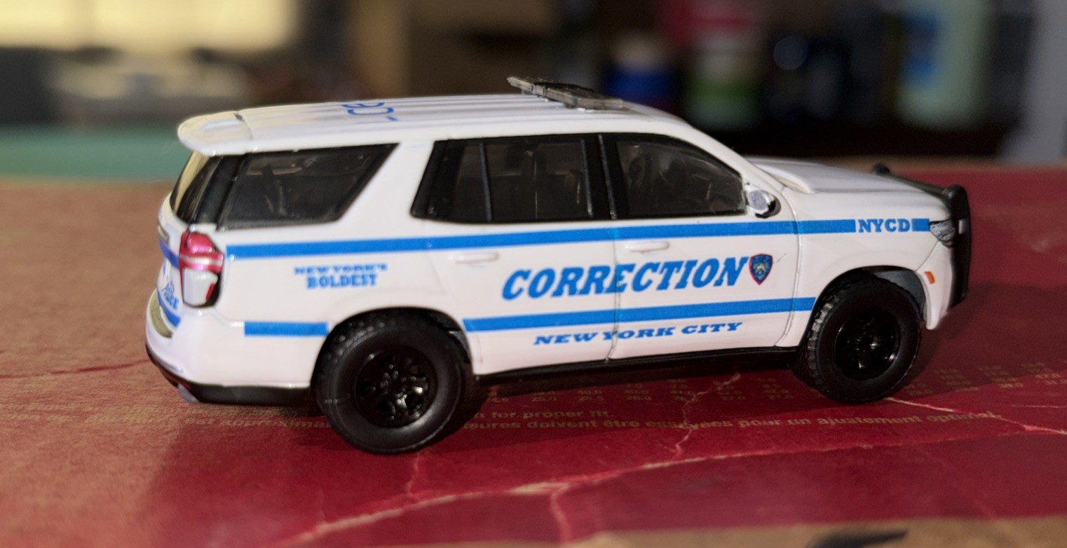 1/64 Kitbash Chevy Tahoe NYCD New York City Corrections Department Transport