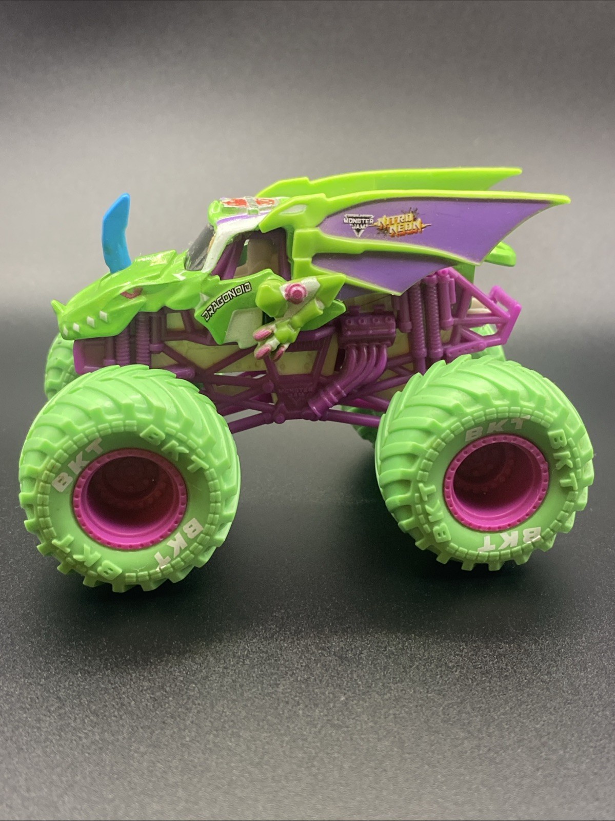 SPIN MASTER MONSTER JAM – NITRO NEON BAKUGAN DRAGONOID 1/64 – LOOSE