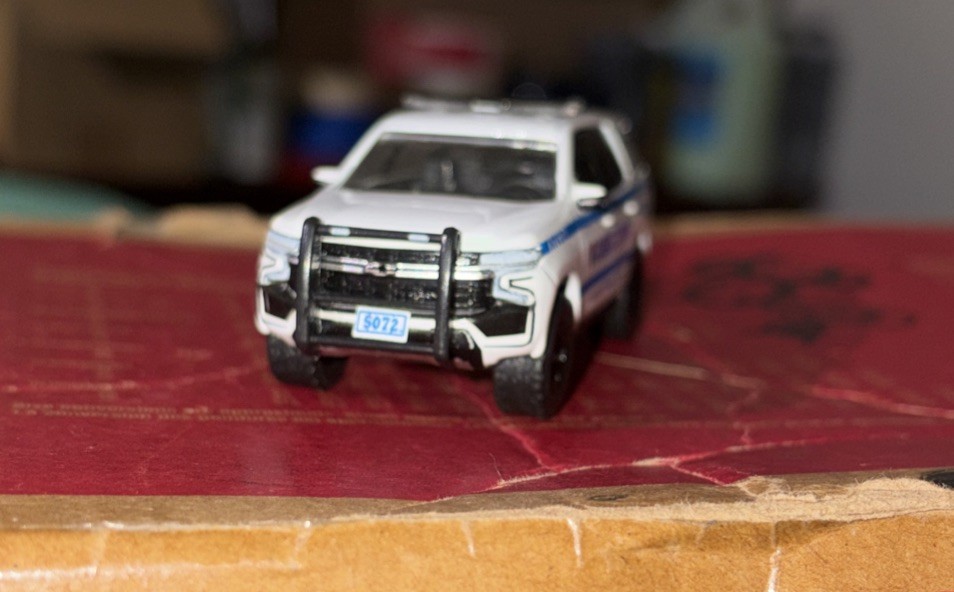 1/64 Kitbash Chevy Tahoe NYCD New York City Corrections Department Transport