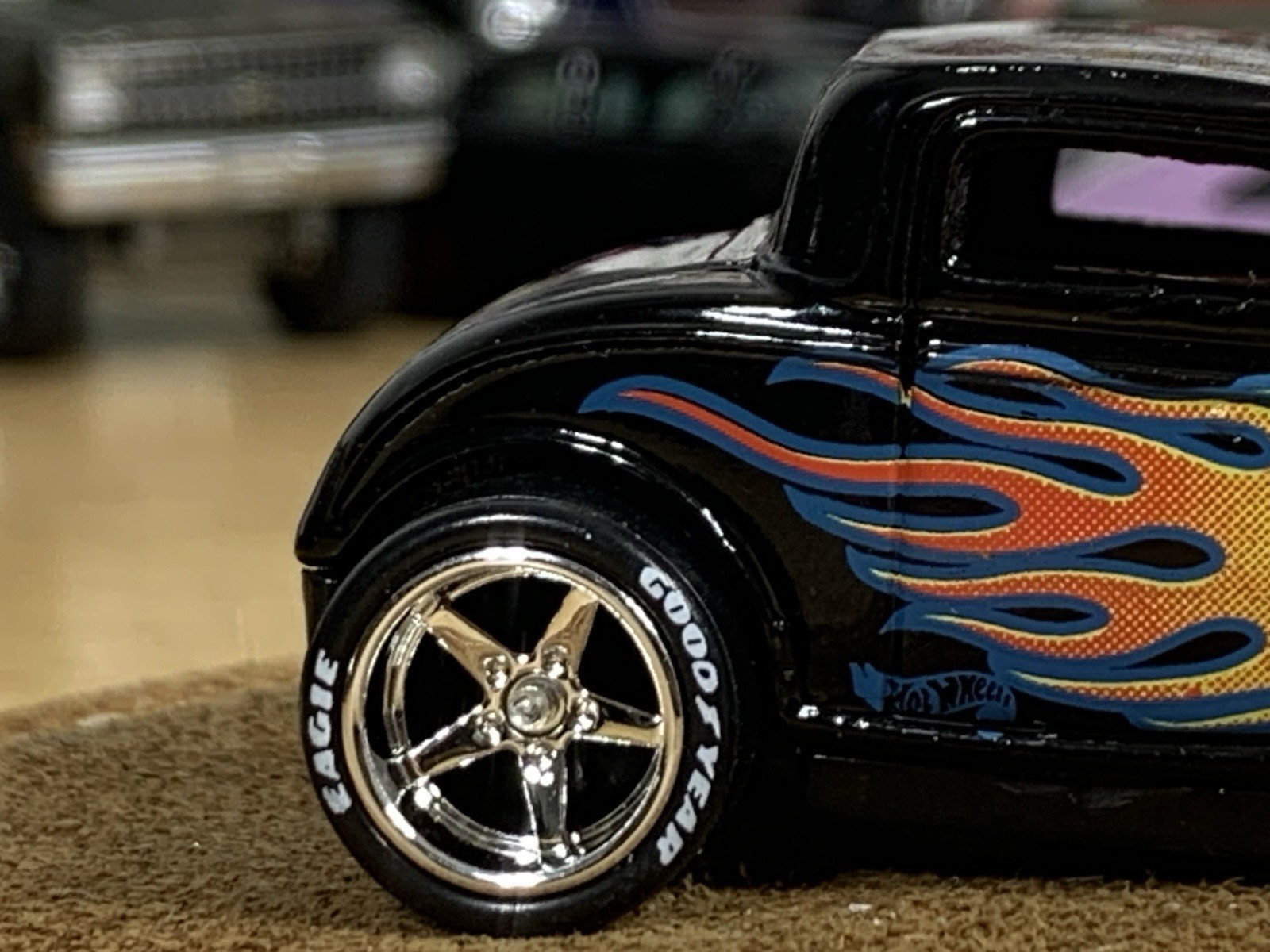 Vintage 1997 Hot Wheels ’32 Ford Black Flamed Hot Rod Custom Wheel Swap