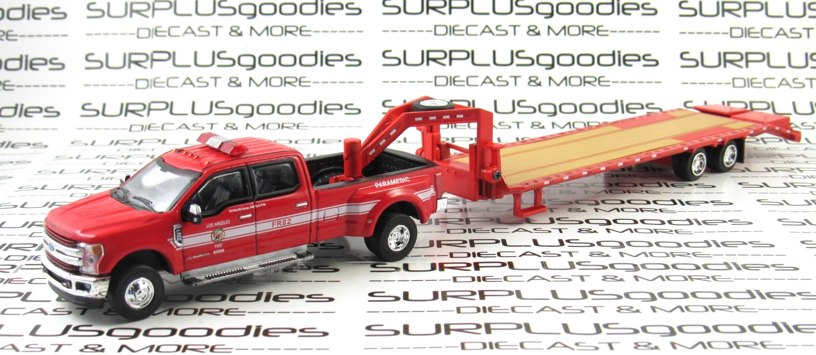 Greenlight 1:64 LAFD Fire Red 2018 FORD F-350 F350 Dually w/Gooseneck Trailer