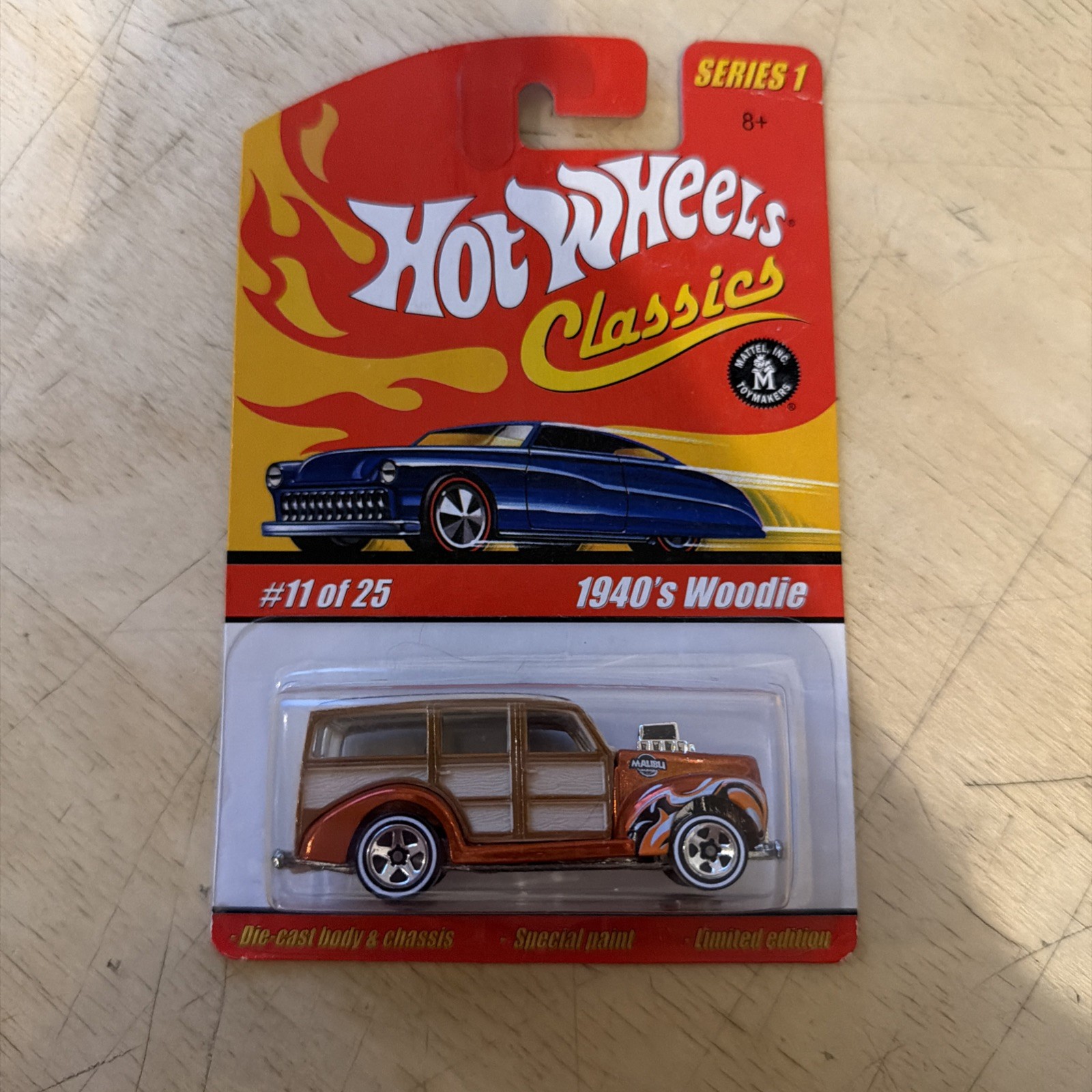 2004 HOT WHEELS – Classics – 1940’s Woodie – Orange