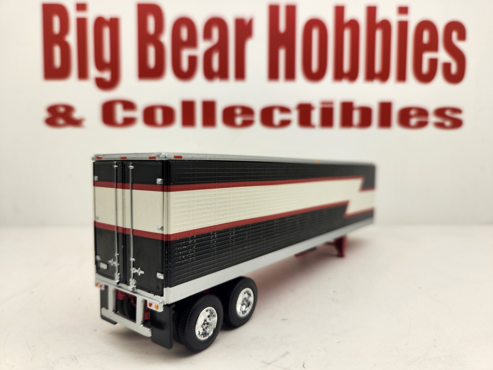 New 1/64 DCP Black,Tan, & Red Graphics Vintage Van Trailer