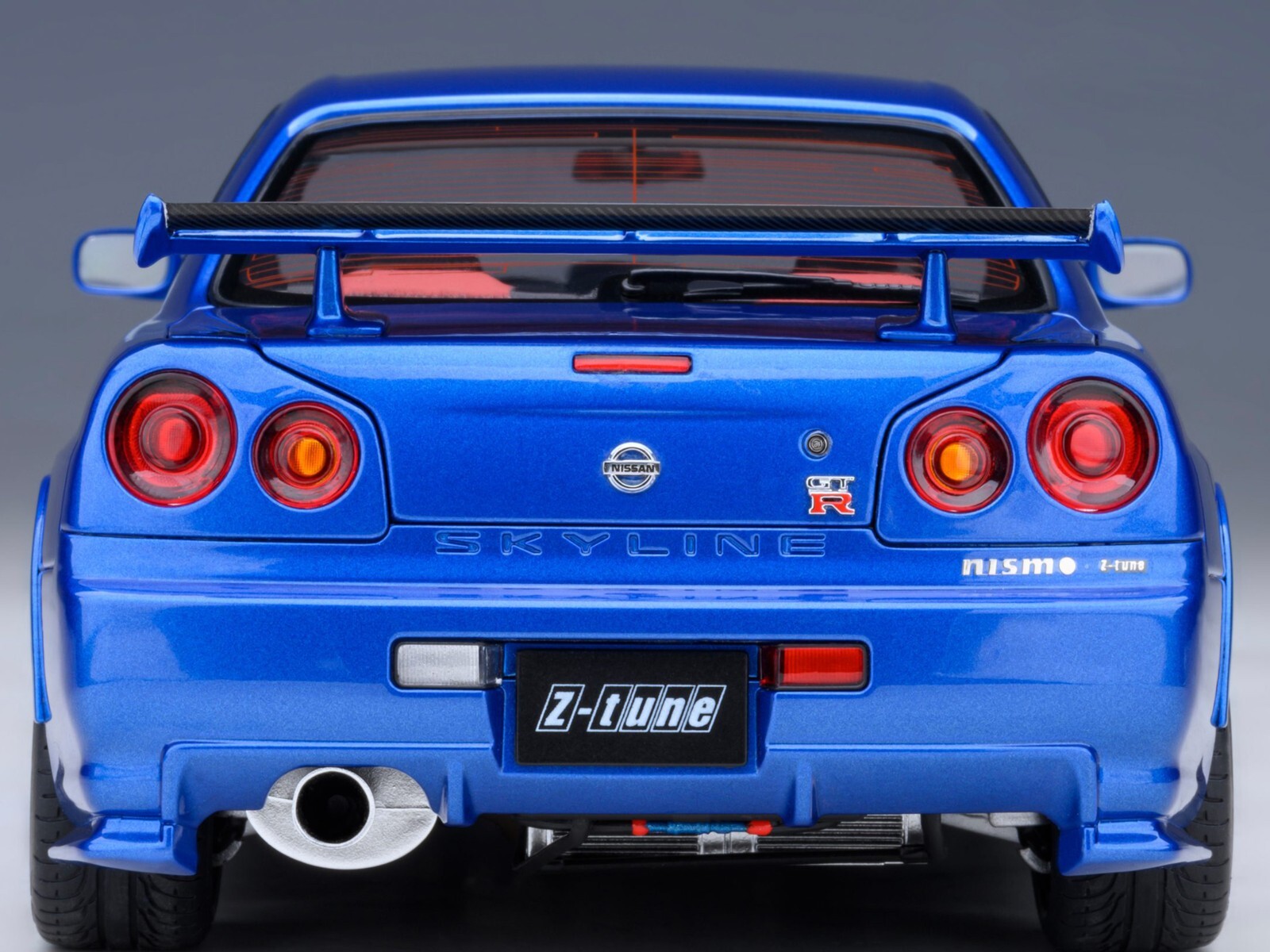 NISSAN SKYLINE GT-R R34 NISMO Z-TUNE RHD BAYSIDE BLUE 1/18 BY AUTOART 77462