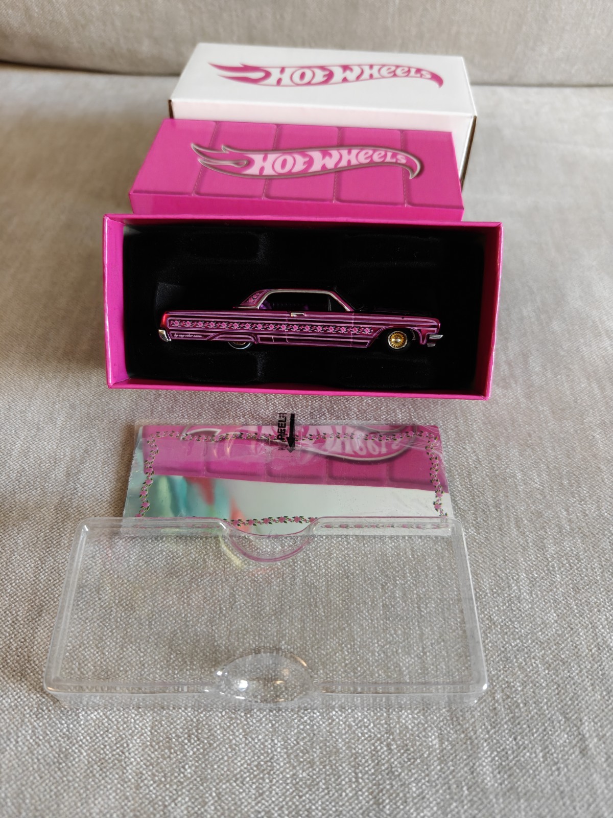 Hot Wheels RLC 1964 Chevy Impala Pink