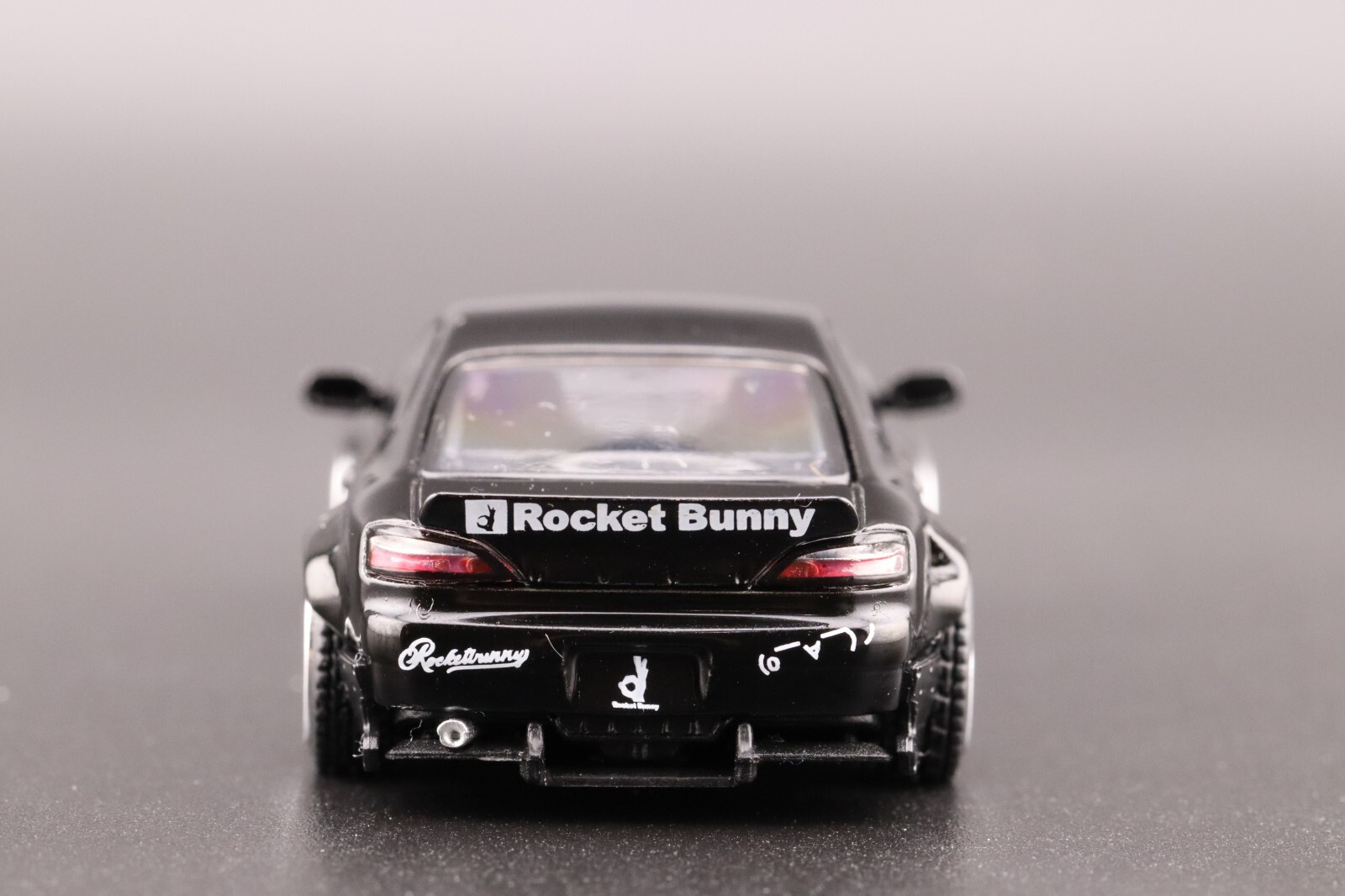 Mini GT Nissan Silvia S15 Rocket Bunny Black Pearl RHD MGT00602 1/64