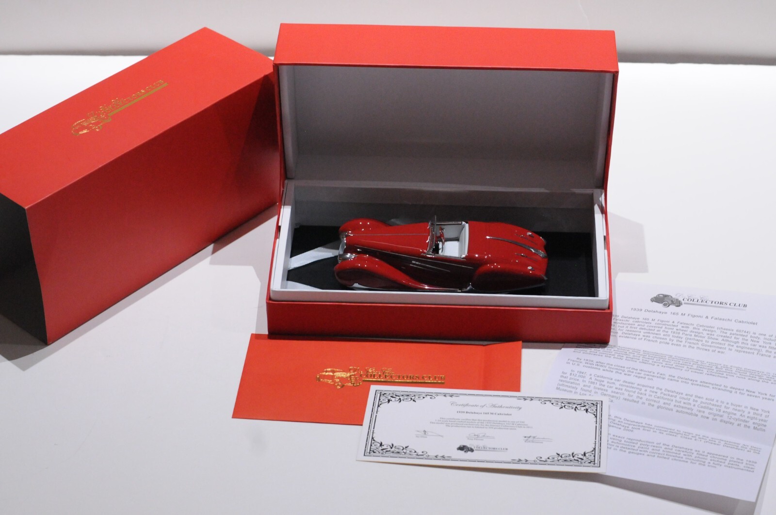RARE DIE CAST CAR COLLECTOR’S CLUB 1939 DELAHAYE 165 M CABRIOLET RED SCALE 1:24