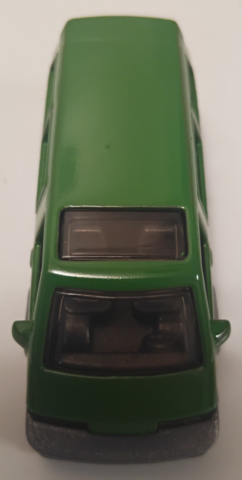 Hot Wheels: 1986 Toyota Van (Gone in Sixty Seconds Series 3-Momoko)