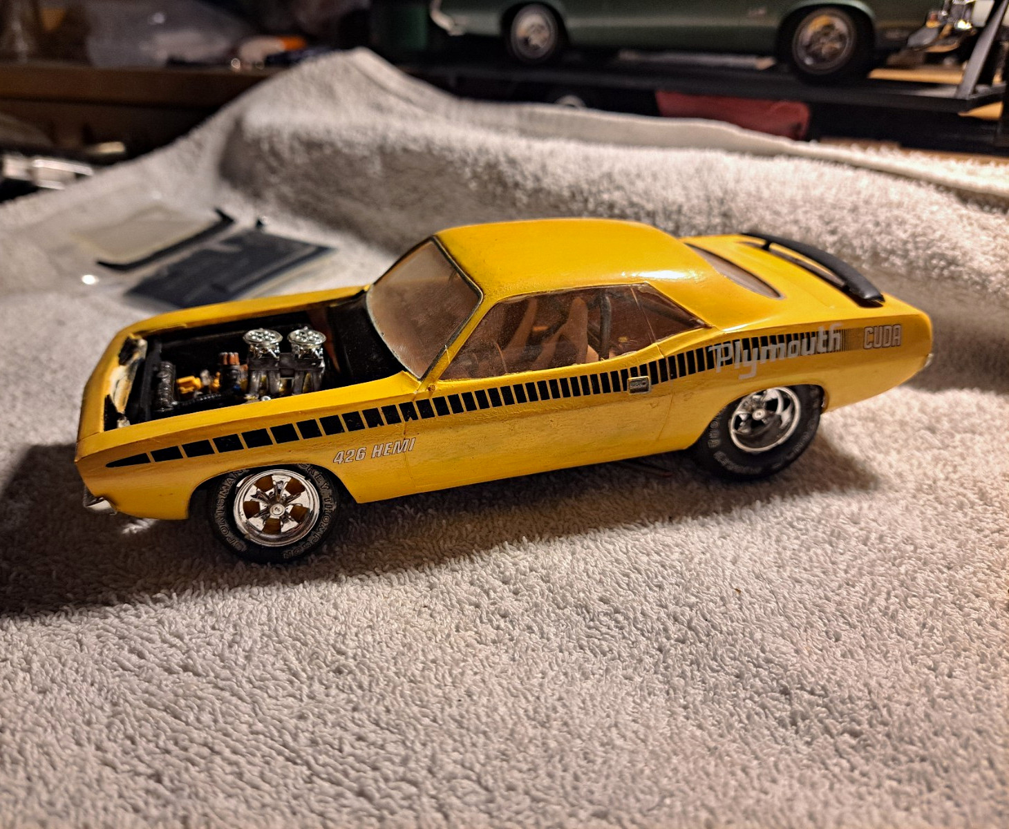 Yellow/Black Plymouth Barracuda ‘Cuda 426 HEMI Model Car, Used