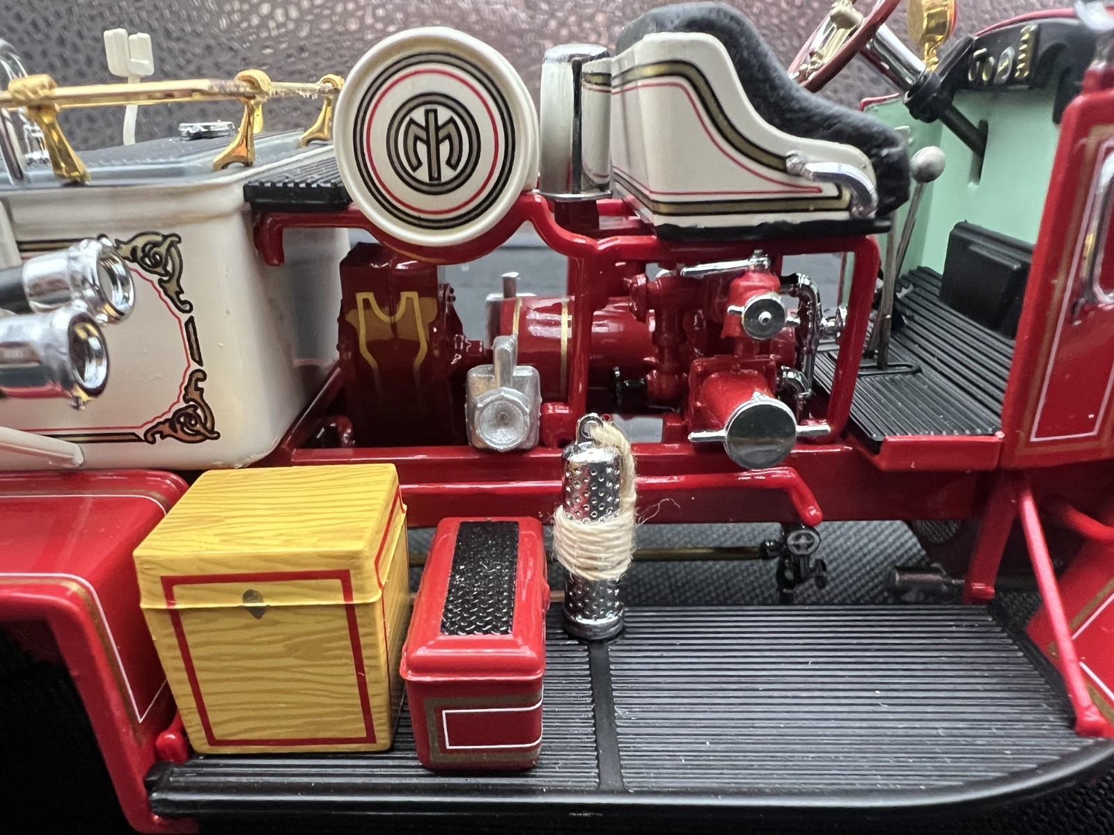 Vintage Danbury Mint 1926 Mack Ac Rotary Pumper In Box, W/COA, NIB, NEVER DISPLA