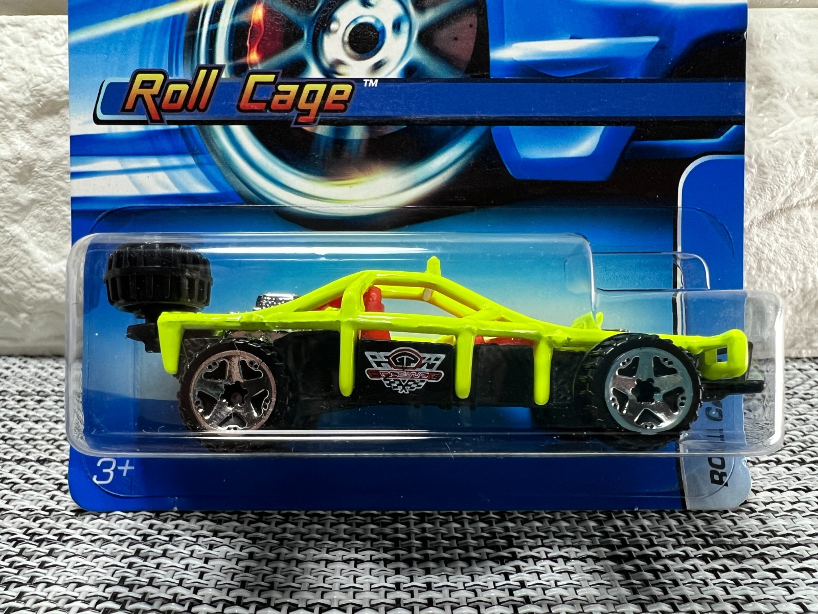 Hot Wheels Roll Cage 2006 #146 Yellow