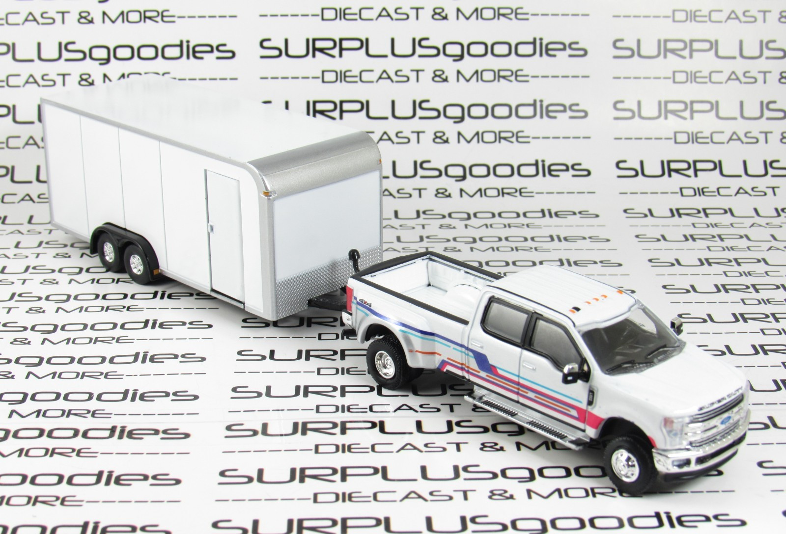 Greenlight LOOSE 2019 FORD F350 LARIAT Dually Pickup w/White Enclosed Trailer