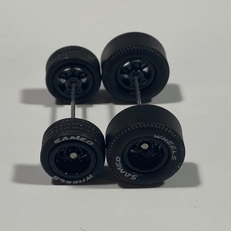 Muscle Car Long Axle – Black 5 spoke Drag Slicks – 10mm/12mm for Hot Wheels