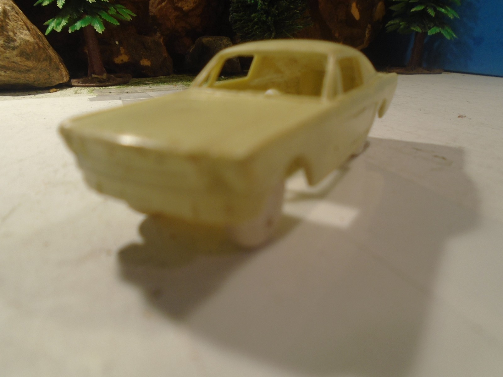 F & F MOLD & DIE WIOK PLASTIC 1/64 SCAKE PLASTIC1966 MUSTANG FASTBACK 1-185-1
