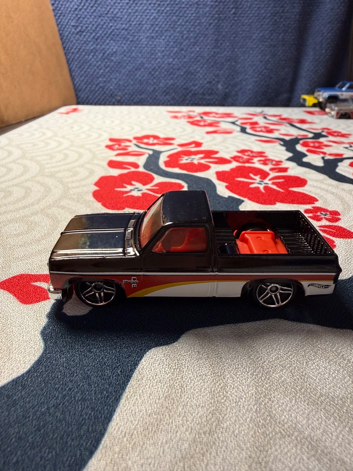 Hot Wheels- Chevy Silverado Trucks Variety- Loose