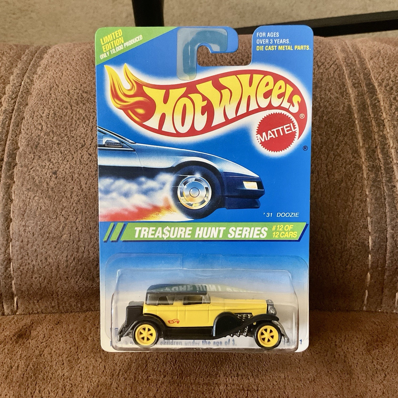 Hot Wheels 1995 Treasure Hunt – #12 ‘31 Doozie – MOMC – with Protector