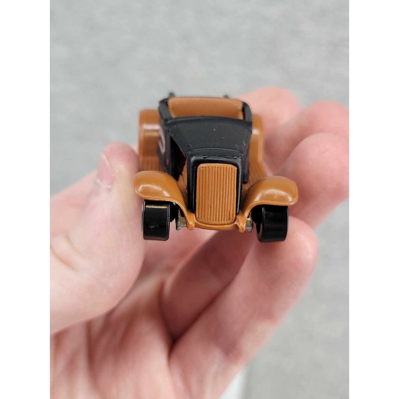 Hot Wheels Hooligan South Bay Black Tan 2005 Classics Series 1 Redline 1:64