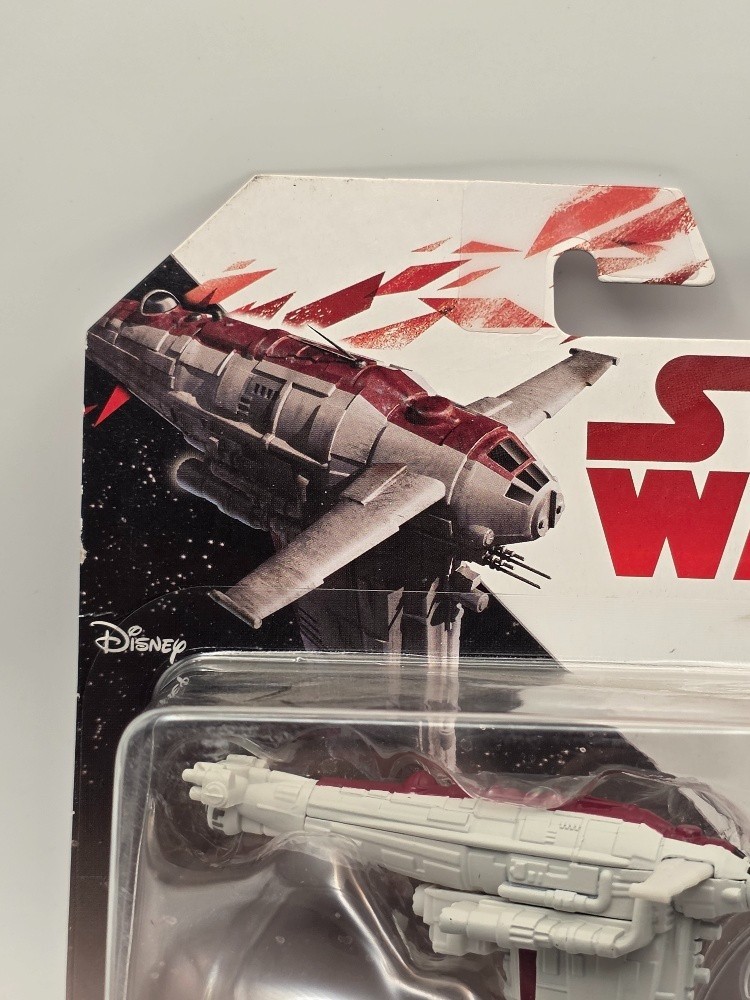 2017 Hot Wheels Star Wars Starships Resistance Bomber (LOT 197)
