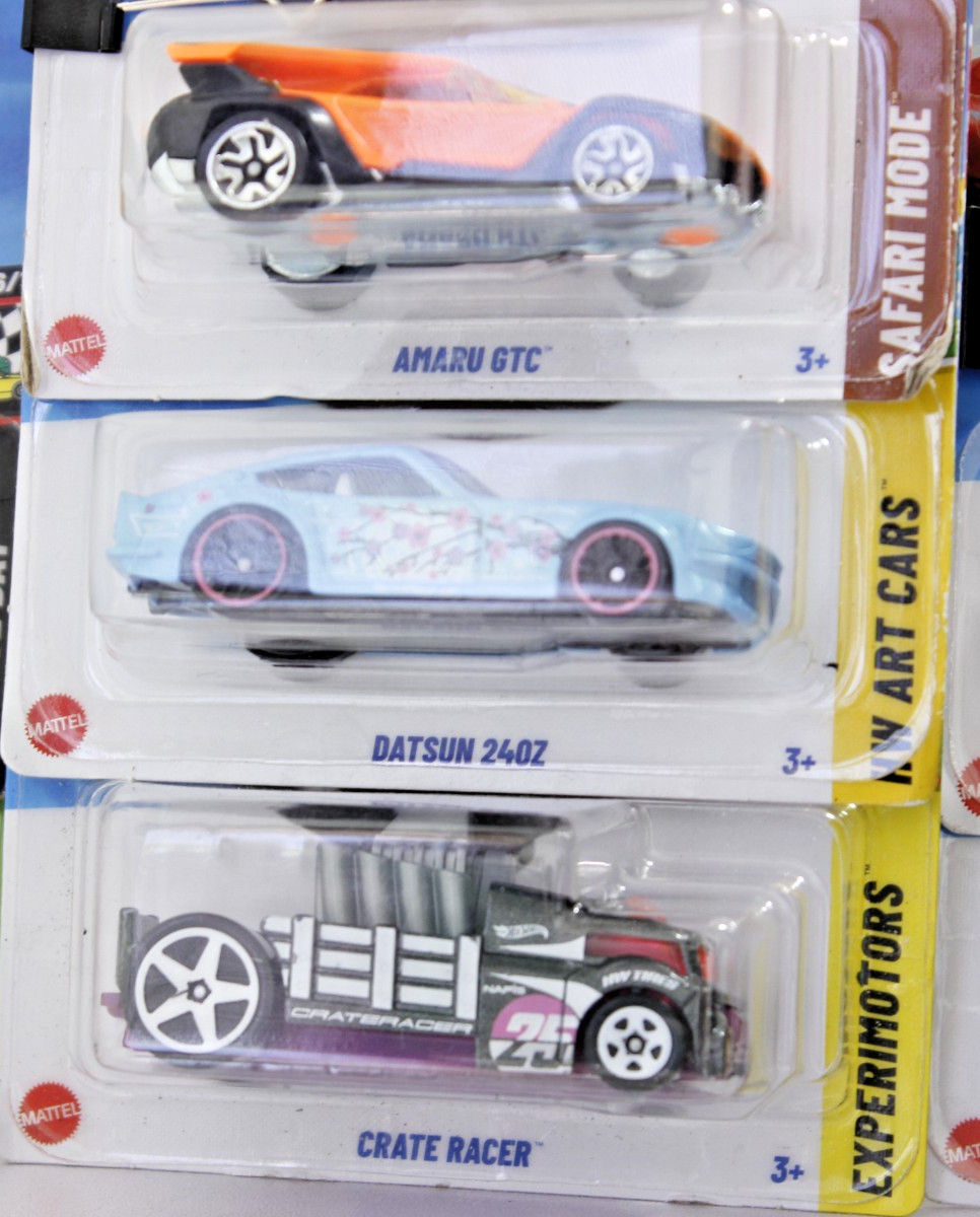 Hot Wheels 7 Cars lot Mazda, Alpha Pursuit, Amaru GTC, Datsun 240Z, Crate Racer