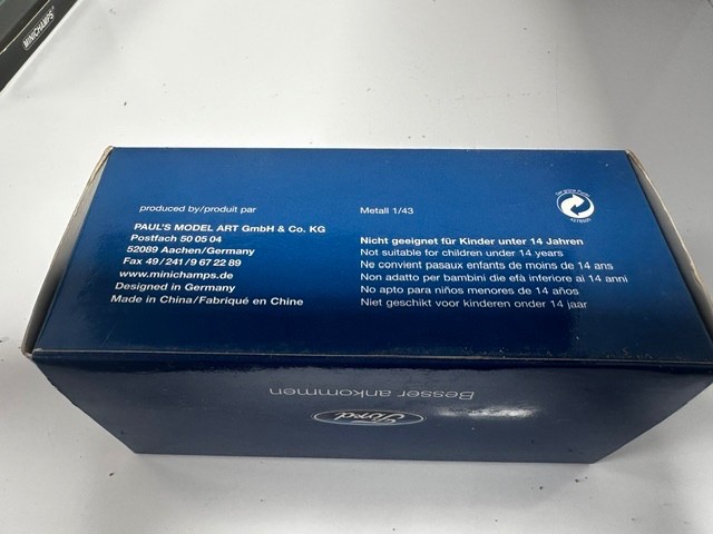 Ford Ka Painted bumpers 1:43 MINICHAMPS diecast Dealership model shelf wear