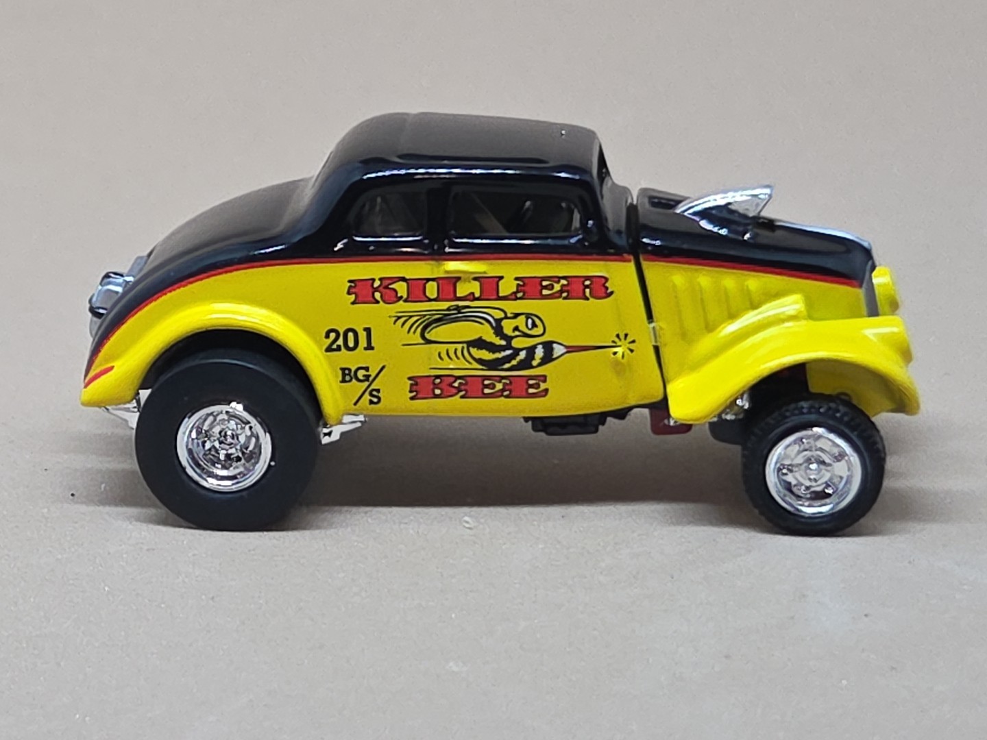 Limited Edition Vintage Racing Killer Bee 1933 33 Willys Gasser 1/64 Scale NHRA