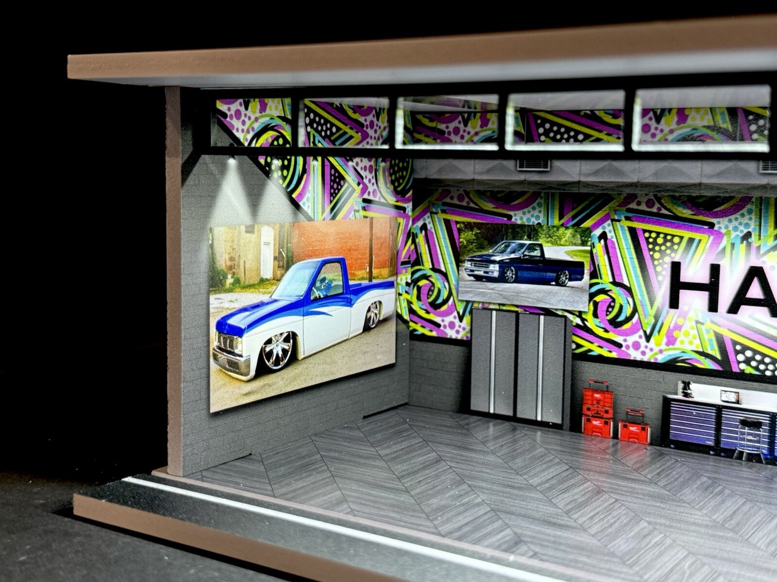 Nissan Hardbody Theme FOR Hot Wheels 1:64 Model Diorama Garage LED Lighting!