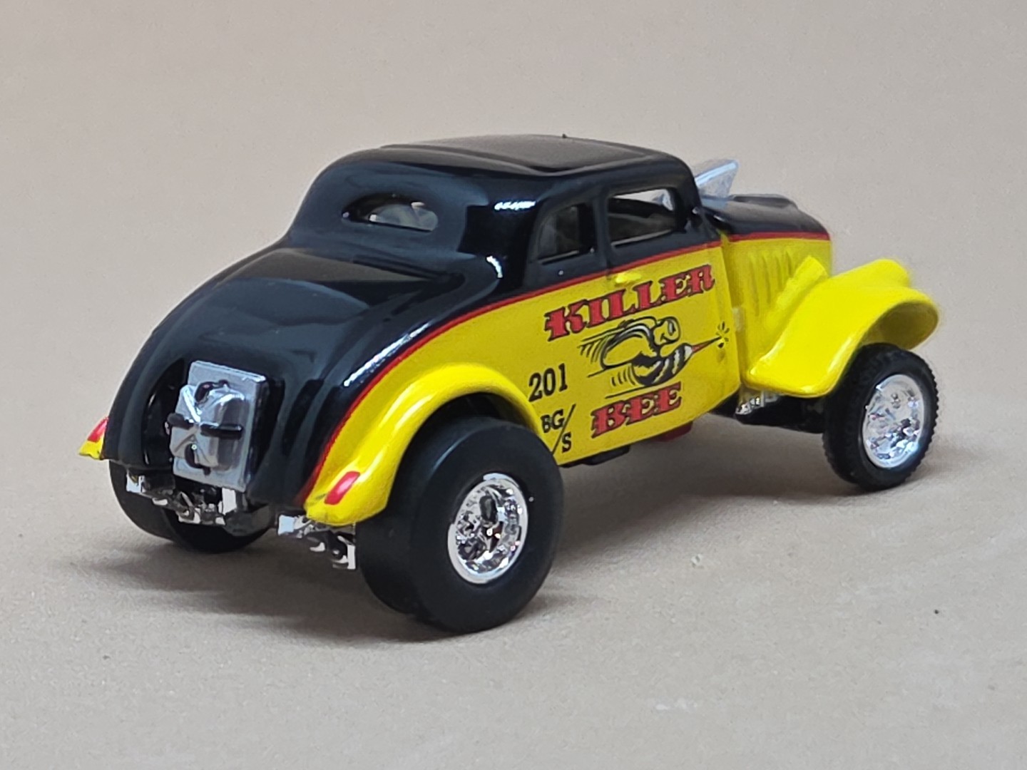 Limited Edition Vintage Racing Killer Bee 1933 33 Willys Gasser 1/64 Scale NHRA
