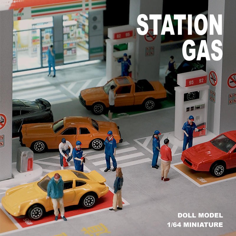 1:64 Gas station refueling staff miniature model character decoration