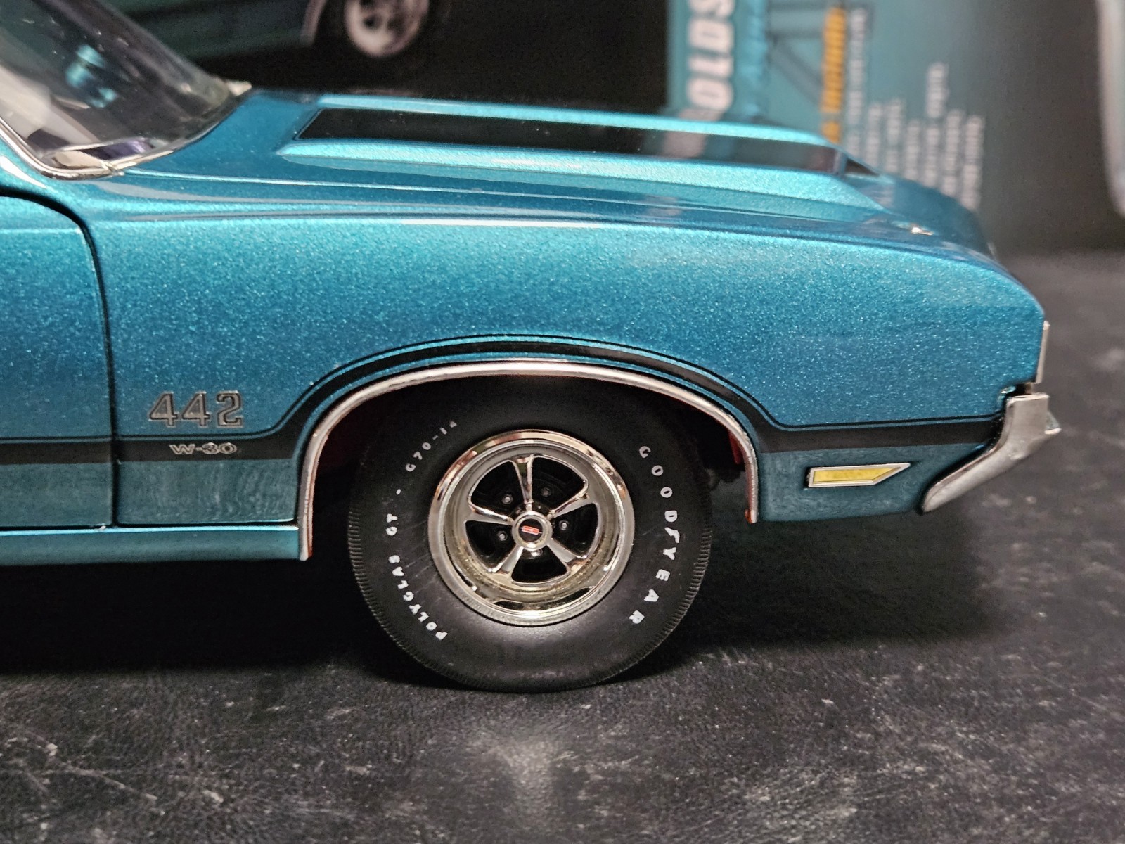 ACME 1:18 SCALE 1970 OLDSMOBILE 442 W-30 IN AEGEAN AQUA METALLIC A1805627. NEW!!