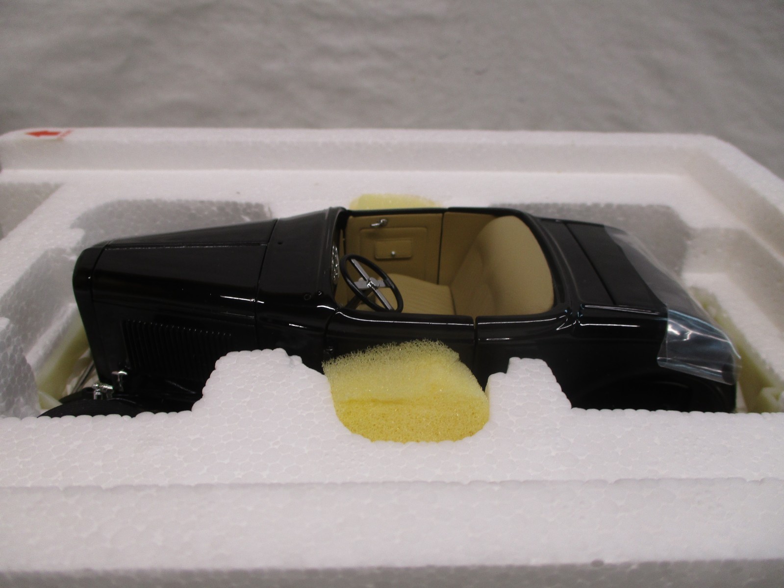 Danbury Mint 1932 Ford Deuce Highboy