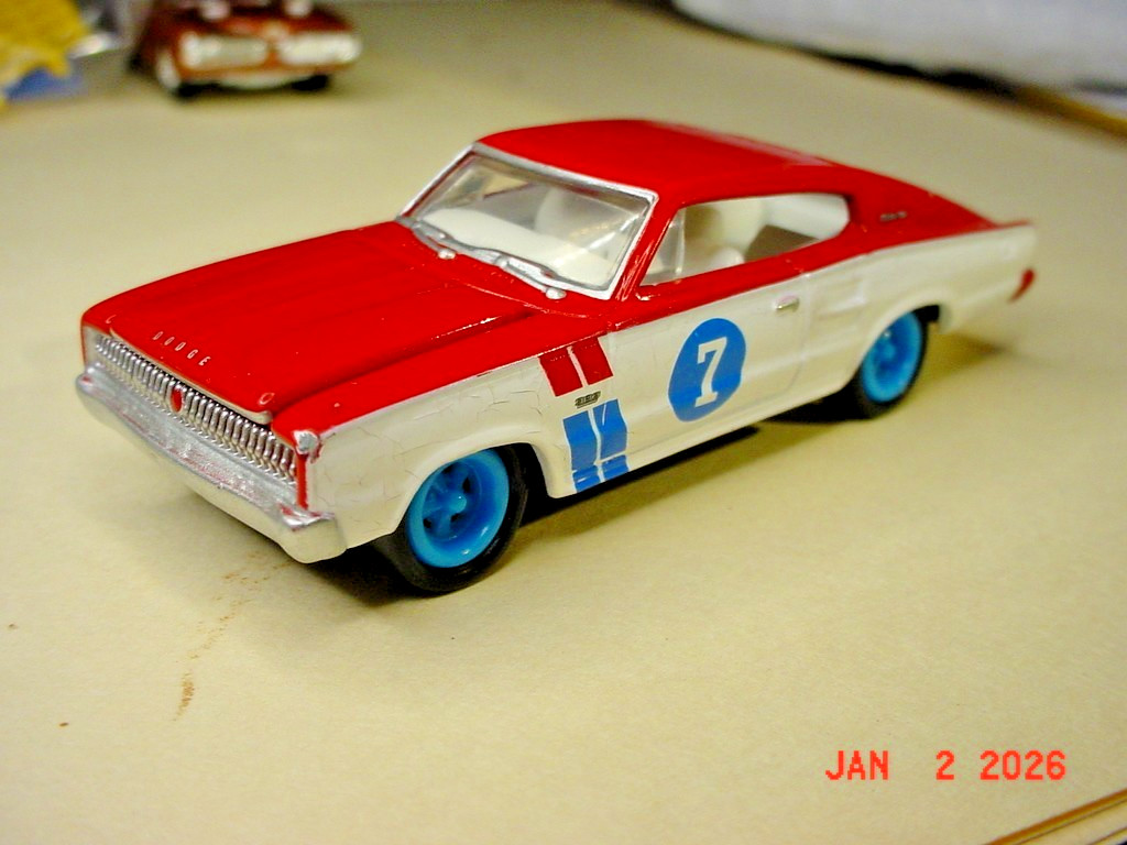 Hot Wheels 1/64 Scale Diecast Vehicles – You Choose e fr
