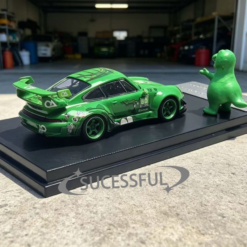 1:64 Green Dinosaur #80 RWB Porsche 993 Diecast Sports Car Model