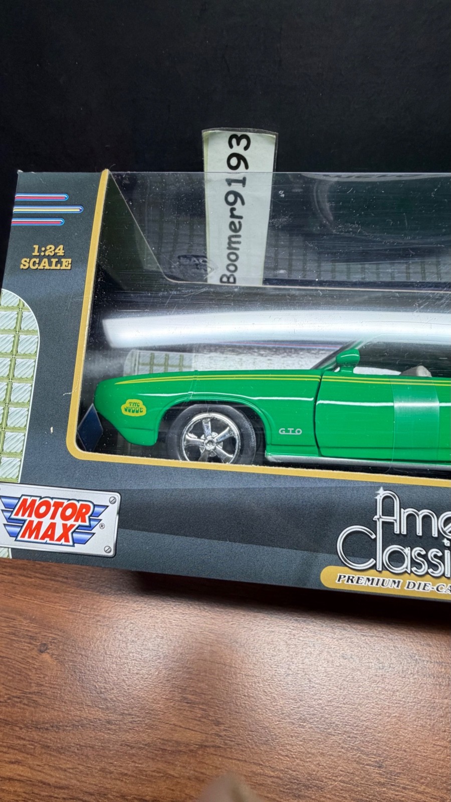 1969 Pontiac GTO Judge 1/24 Diecast Model Car – Green by Motormax