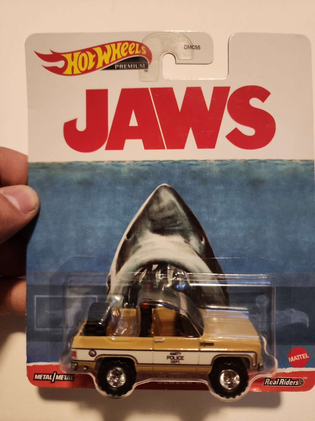 Hot Wheels 2023 Premium Pop Culture JAWS ’75 Chevy Blazer Real Riders