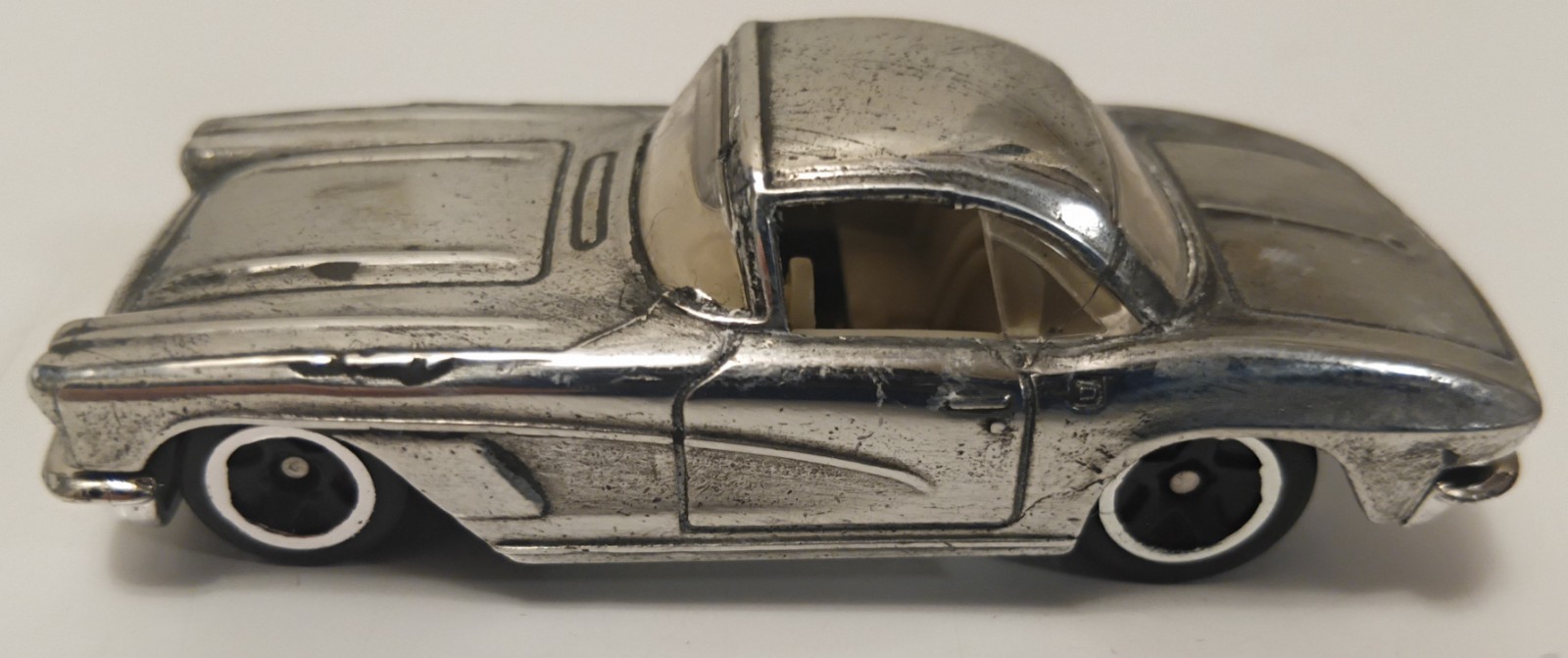 Hot Wheels: ’62 Corvette (Gone in Sixty Seconds Series 4-Kenny)