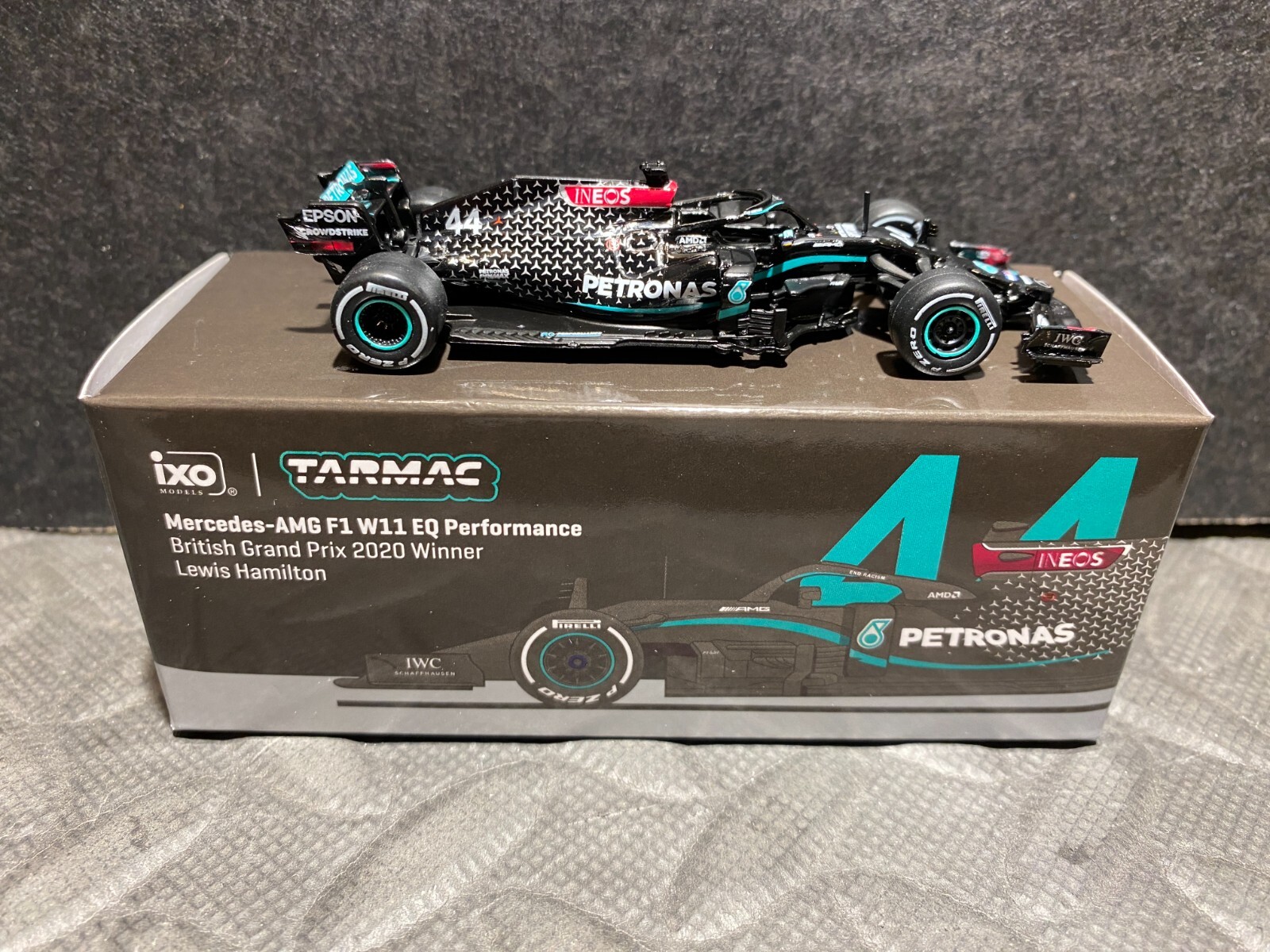 1/64 IXO TARMAC #44 MERCEDES-AMG F1 W11 EQ BRITISH GP 20 WINNER LEWIS HAMILTON