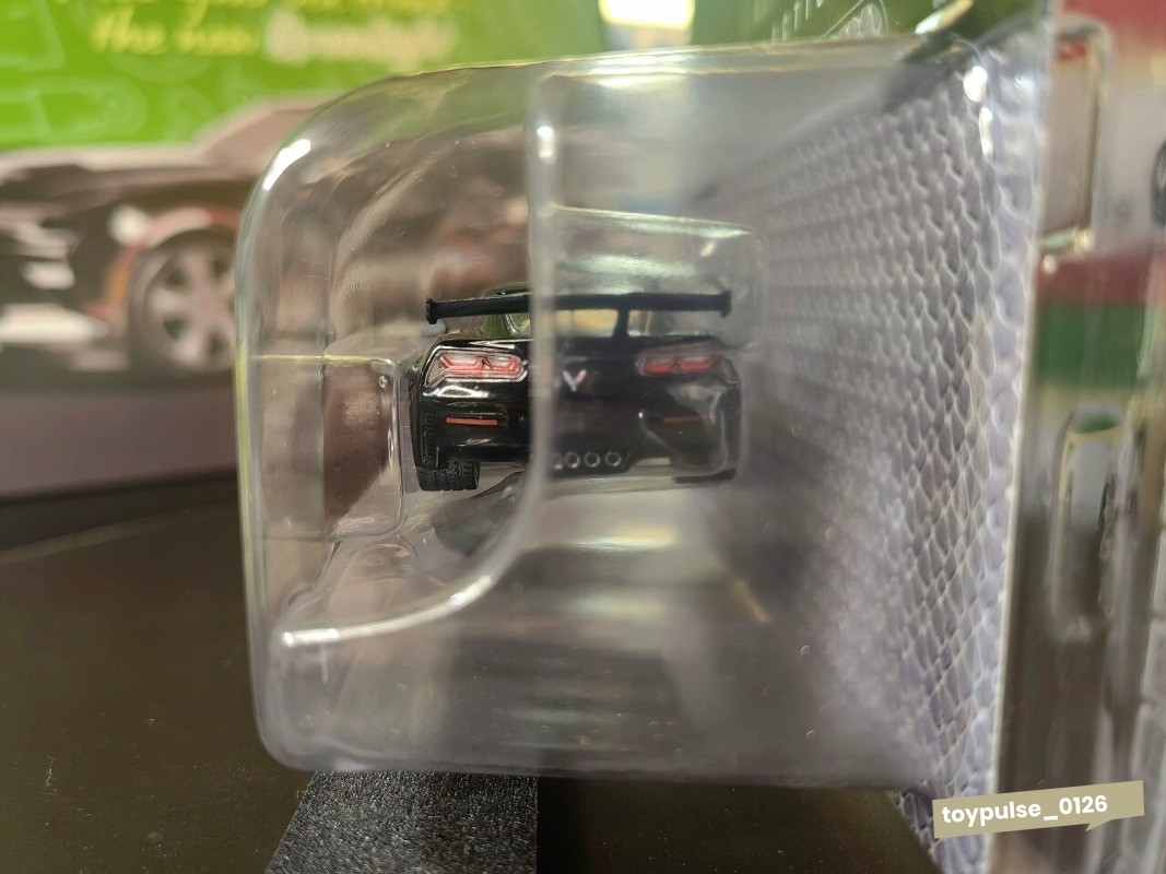 Greenlight 1:64 Black Bandit 2019 Chevrolet Corvette ZR1 – Hard Top Collection