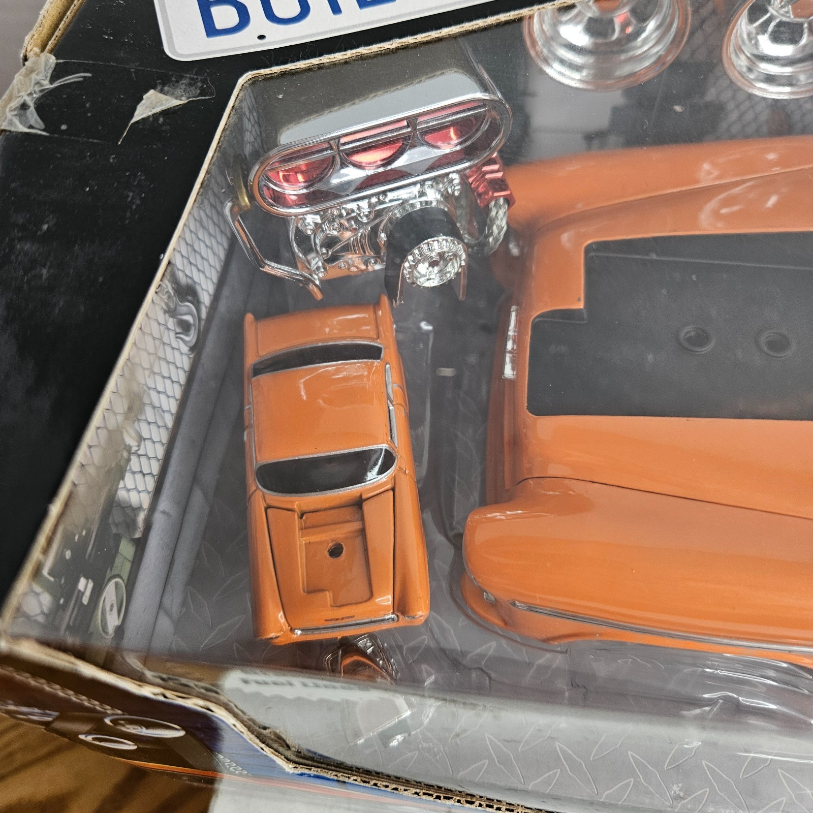 Muscle Machines ’55 Chevy Bel-Air Orange & Black Build It Kit New in Box