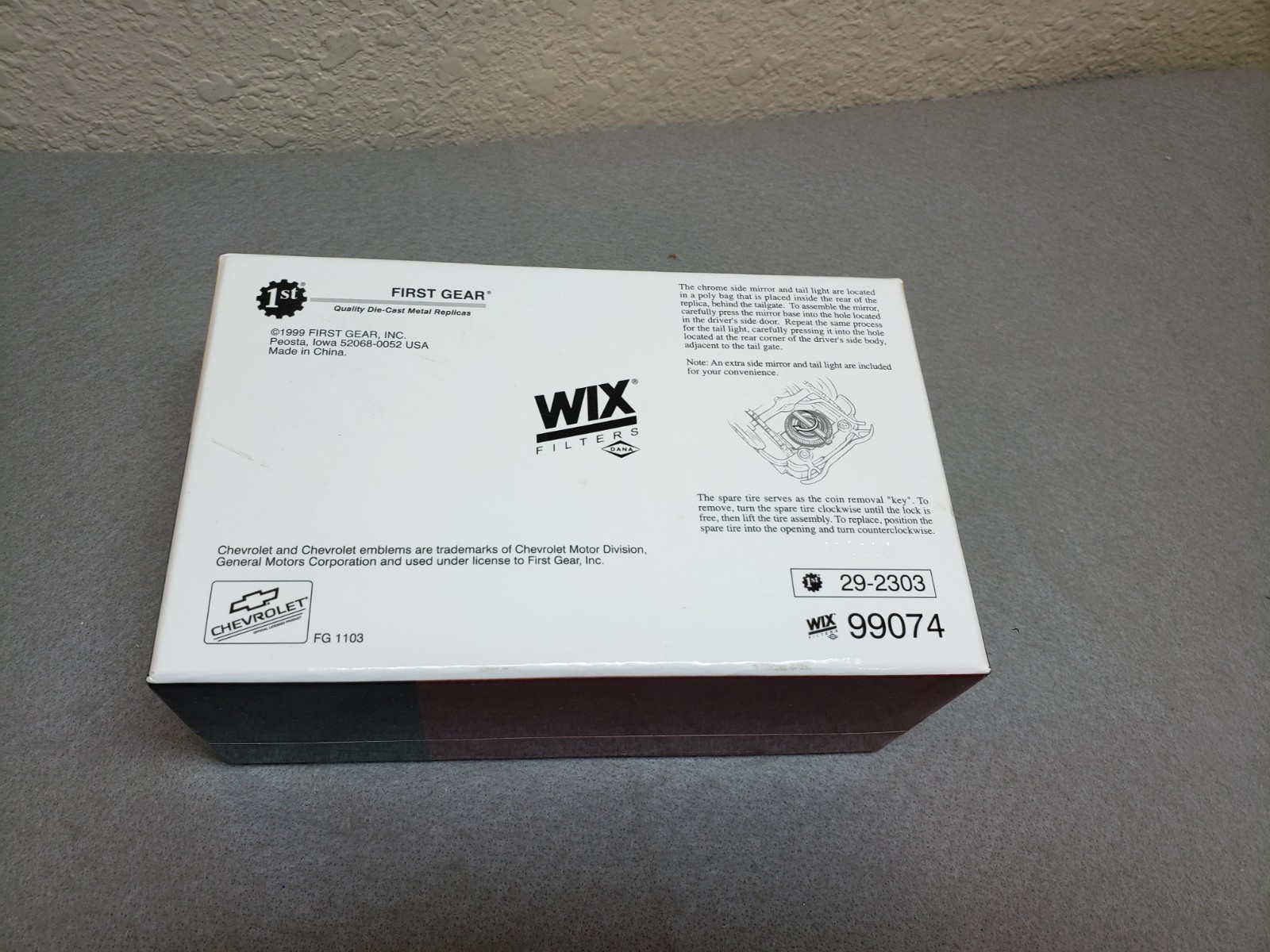 1st GEAR 1939 1999 CHEVY PANEL WIX FILTERS 60TH ANNIVERSARY TRUCK BANK