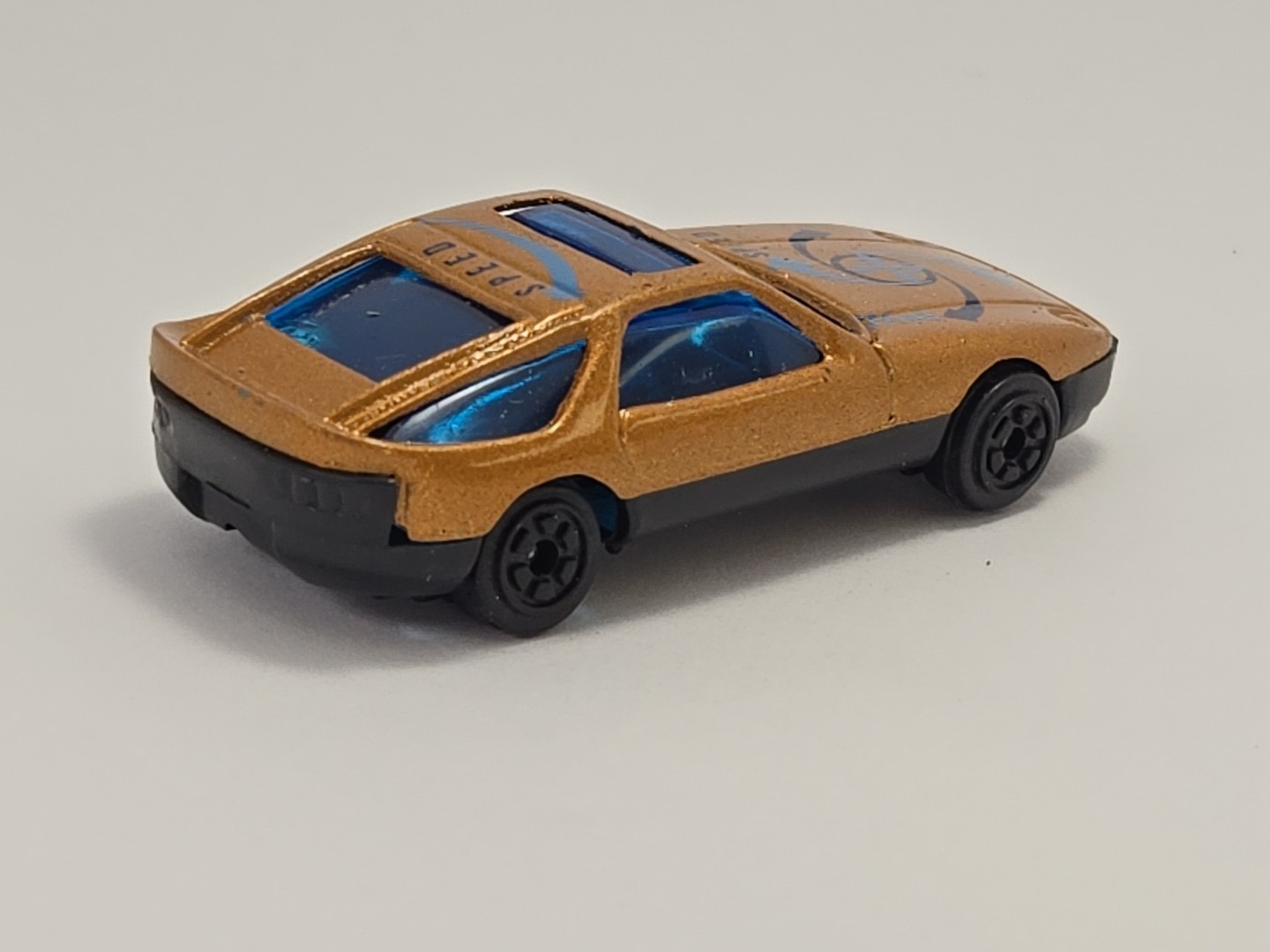 1977-1995 Porsche 928 1/64 Scale Collectible Crude Die-Cast Toy Car