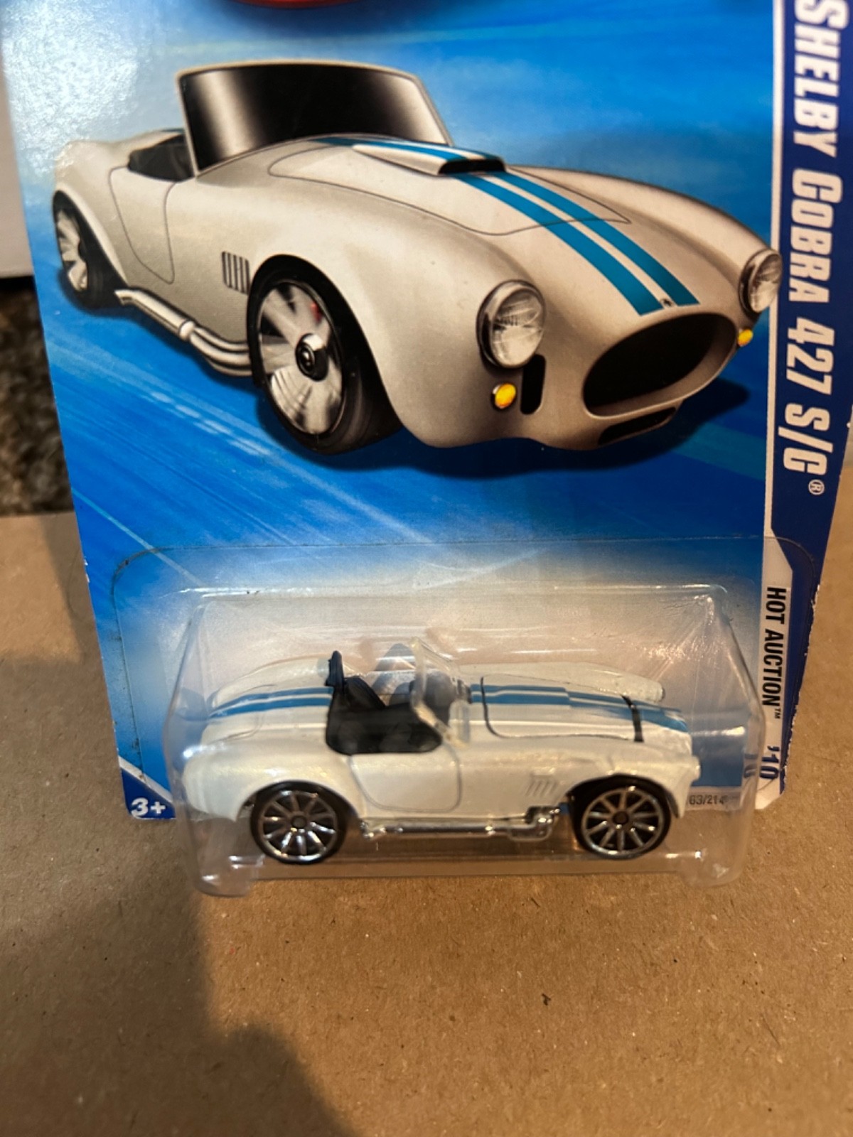 Hot Wheels 2010 Hot Auction White Shelby Cobra 427 S/C #165