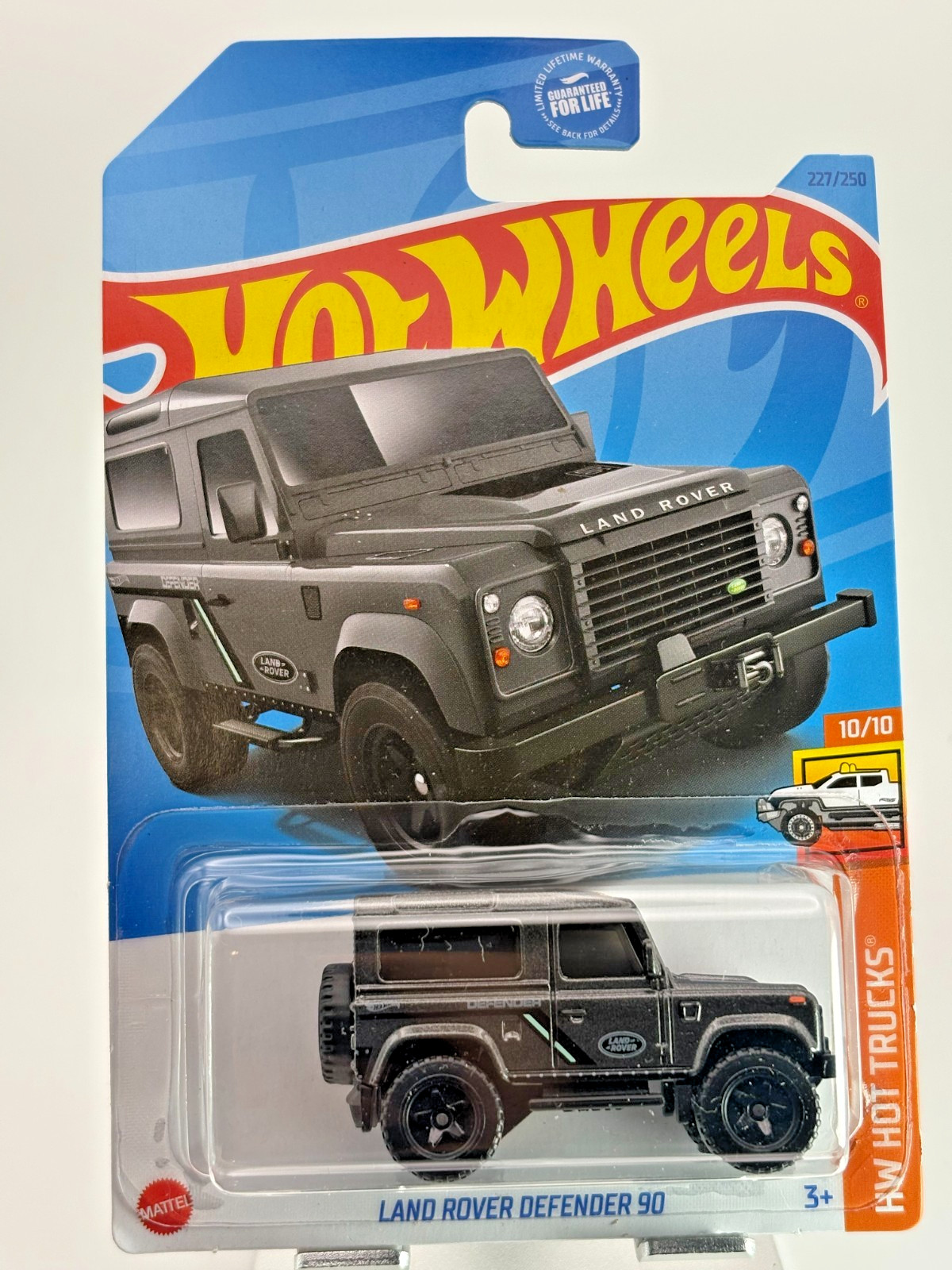 Hot Wheels Land Rover Defender 90 Black HW Hot TRucks 10/10 #227 Soft Corners