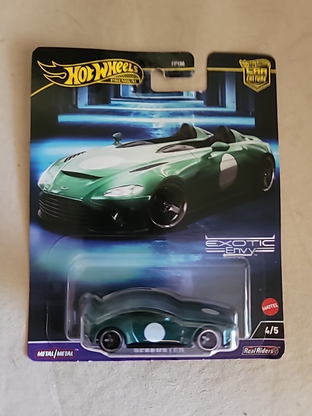 Mattel Hot Wheels HKC78-FPY86 Aston Martin – V12 Speedster Exotic Envy 2021 – GR