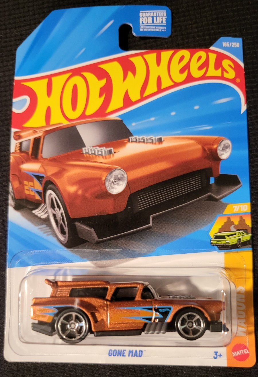 2026 Hot Wheels #165 Wagons 7/10 GONE MAD Copper New Near Mint