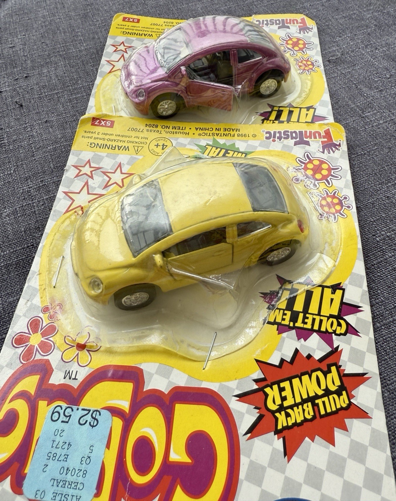 Funtastic Wheel World Friction Powered Volkswagen Beetle Bug Lot of 2 Wind Ups